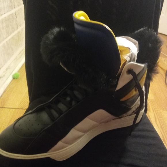Size 10 fendi fur Hi top mens sneakers 2019 - Picture 3 of 5